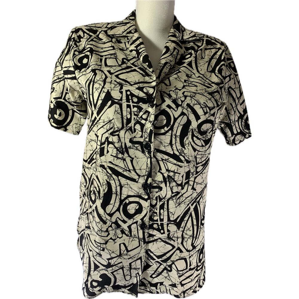 SB Sport Women's Blouse Black and Tan‎ Print Short Sleeve Medium